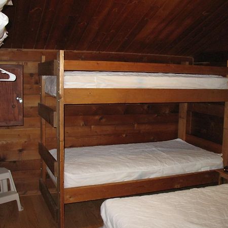 Forest Lake Camping Resort Lakefront Cabin 8 Advance Exteriör bild