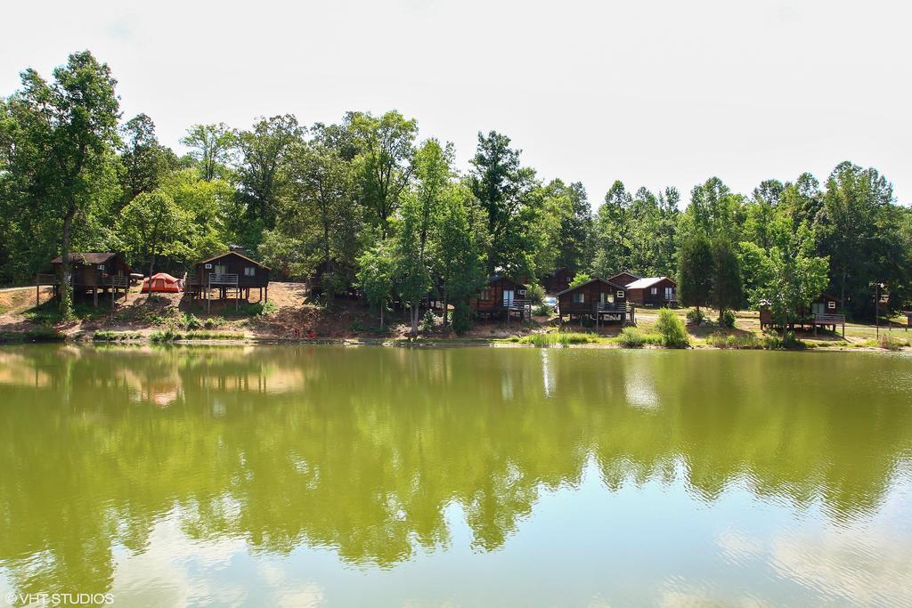 Forest Lake Camping Resort Lakefront Cabin 8 Advance Exteriör bild
