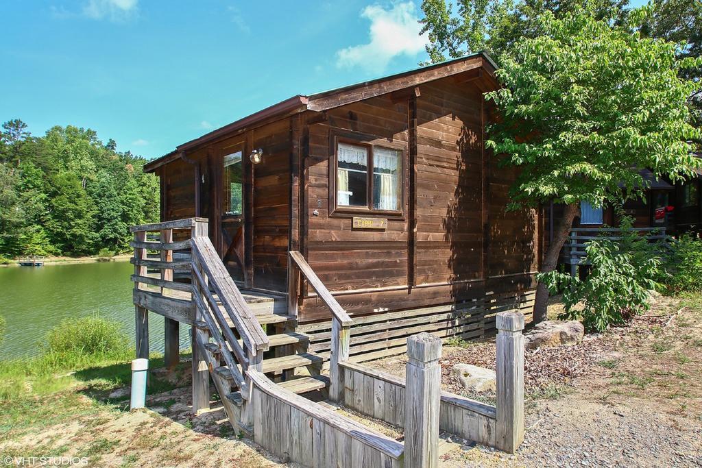 Forest Lake Camping Resort Lakefront Cabin 8 Advance Exteriör bild